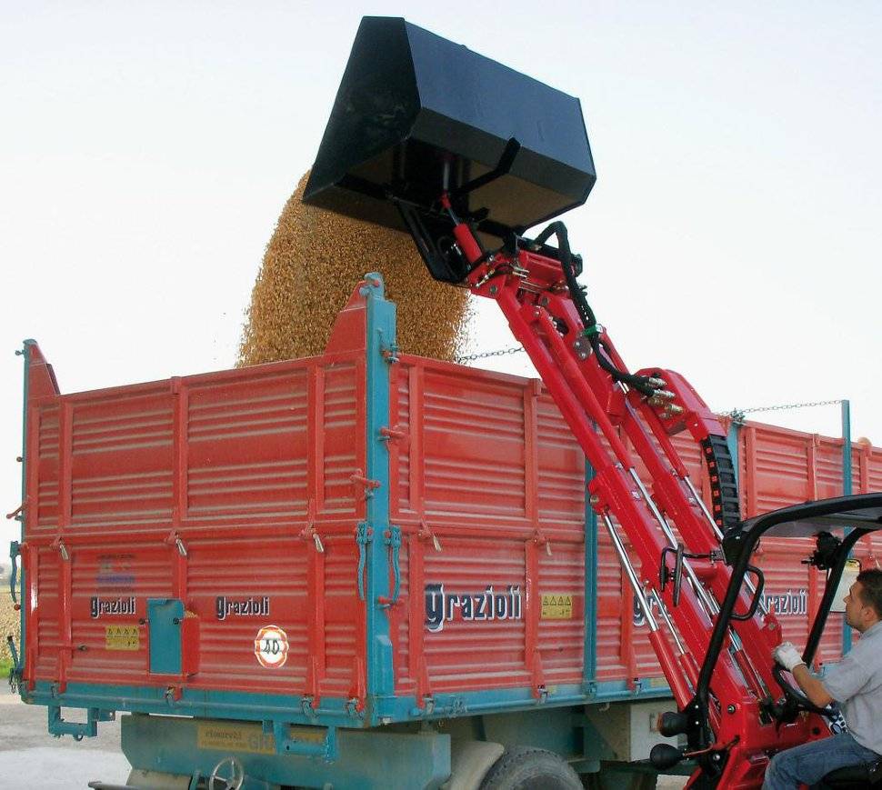 Многофункциональная машина Gianni Ferrari Turboloader M 280 28 л.с.