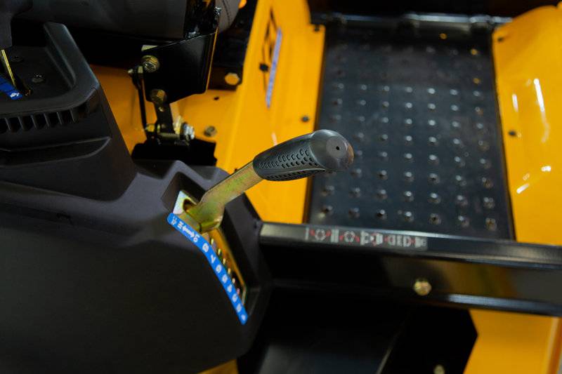 Райдер Cub Cadet XZ1 107